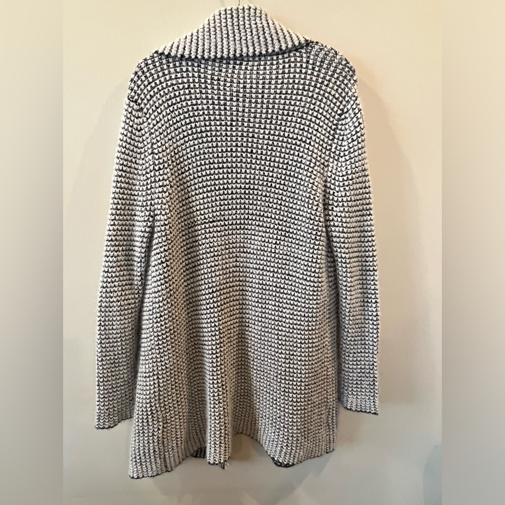 Princess Vera Wang Cardigan Women XL Black White Open Front Fuzzy Metallic Layer - Picture 2 of 14